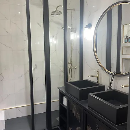 Apartment Lovely And Comfortable Near Eiffel Tower *